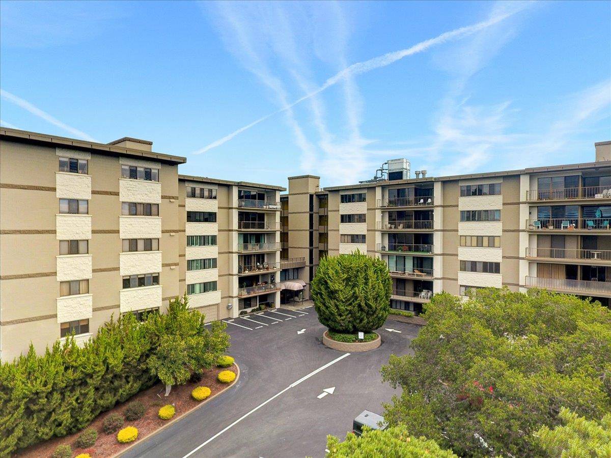 San Mateo, CA 94402,50 Mounds RD #515