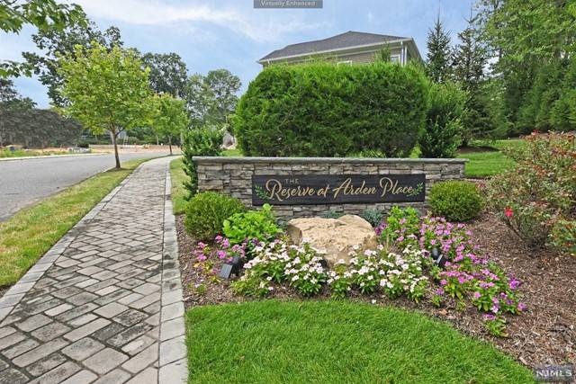 Hillsdale, NJ 07642,11 Arden Place