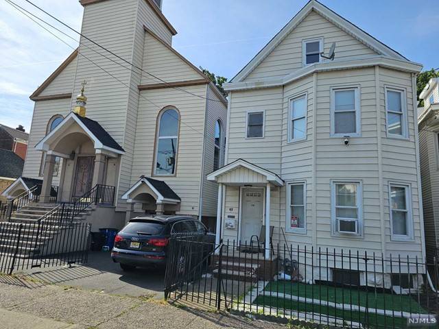 Passaic, NJ 07055,42 Van Buren Street