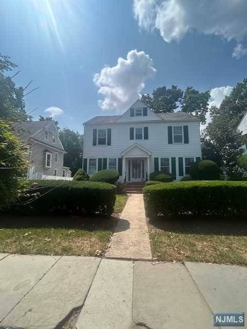 Englewood, NJ 07631,172 West Palisade Avenue #2