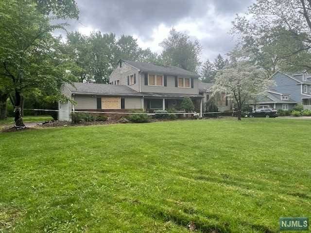 Wyckoff, NJ 07481,481 Meer Avenue