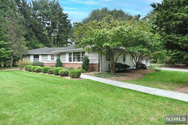 Upper Saddle River, NJ 07458,12 Echo Ridge Road