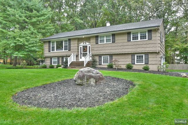 Mahwah, NJ 07430,18 Beech Drive