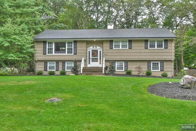 Mahwah, NJ 07430,18 Beech Drive