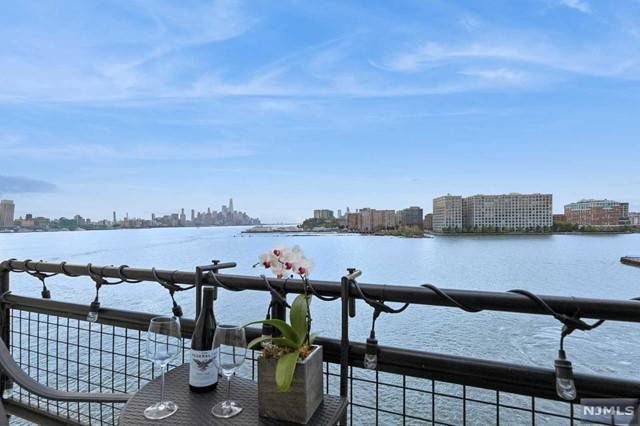 Weehawken, NJ 07086,600 Harbor Boulevard #1128