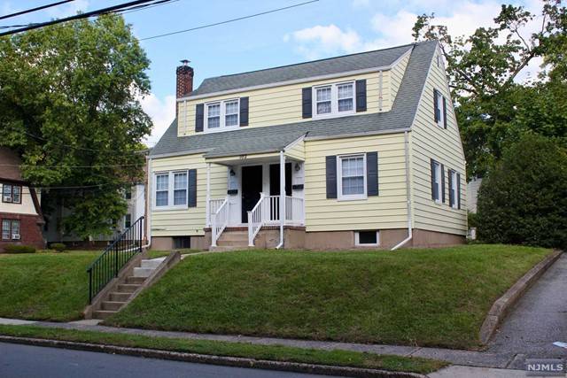 Midland Park, NJ 07432,102 Paterson Avenue #2