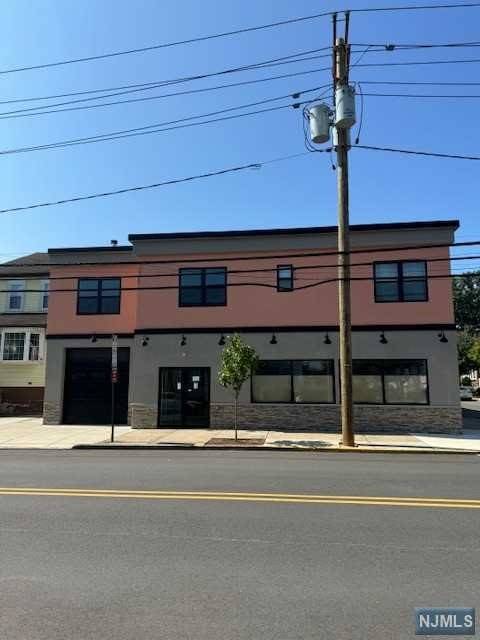 Secaucus, NJ 07094,315 Centre Avenue #1