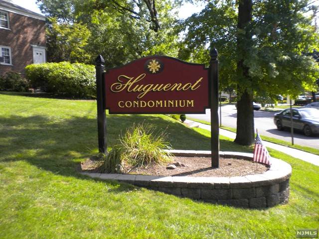 Englewood, NJ 07631,100 Huguenot Avenue #1 B