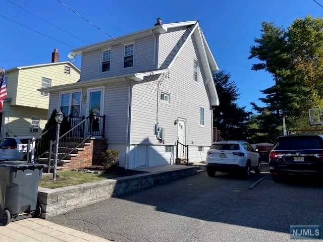 Bergenfield, NJ 07621,53 Terrace Street