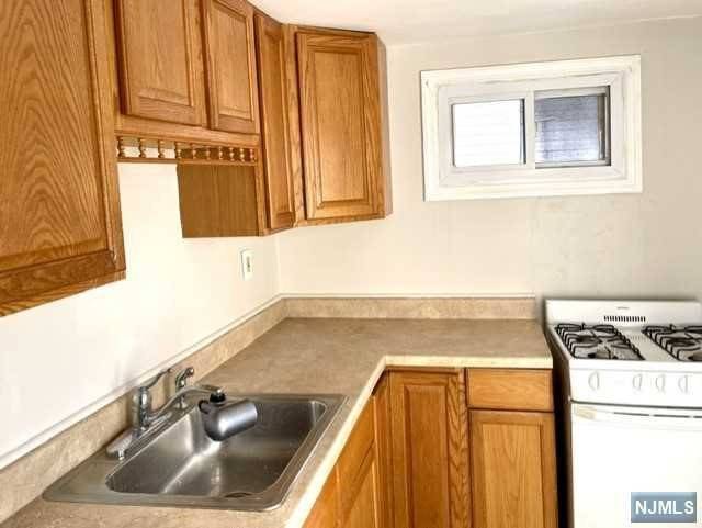 Hackensack, NJ 07601,185 Hudson Street #1