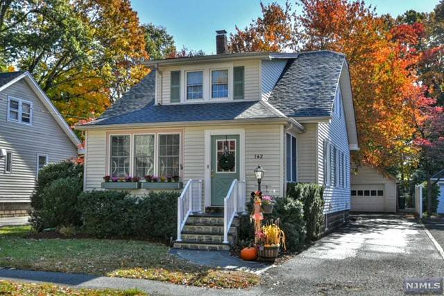 Wyckoff, NJ 07481,162 Packard Avenue