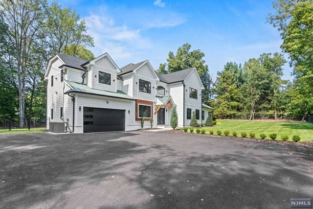 Upper Saddle River, NJ 07458,23 Brook Road