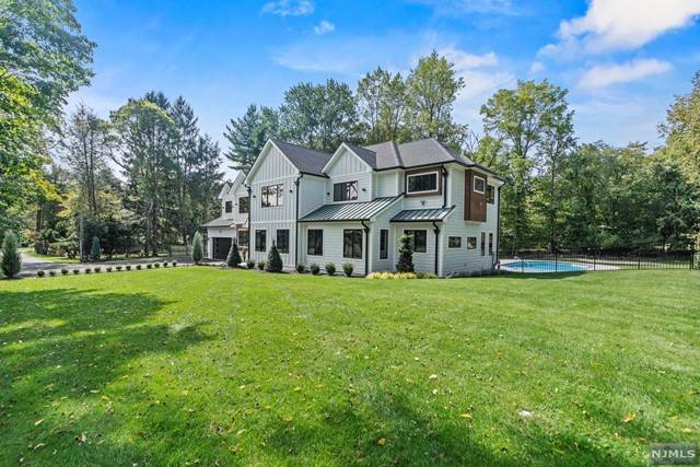 Upper Saddle River, NJ 07458,23 Brook Road