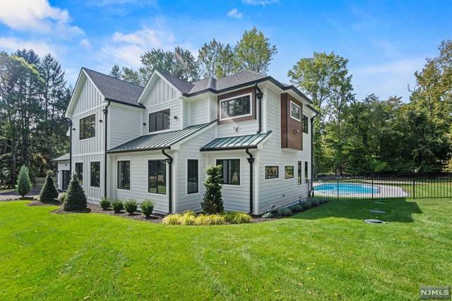 Upper Saddle River, NJ 07458,23 Brook Road