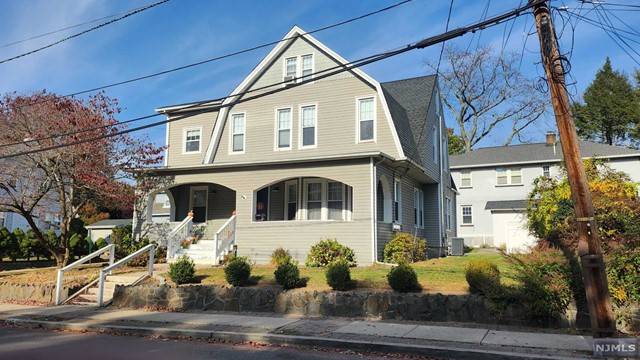 Leonia, NJ 07605,245 Hillside Avenue #2