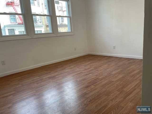 Passaic, NJ 07055,83 4th Street