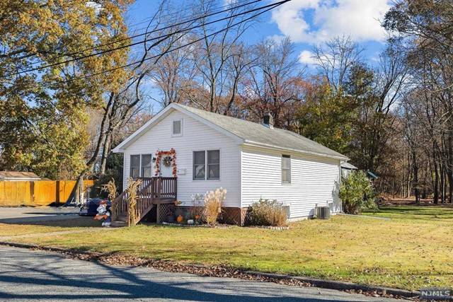 Pequannock Township, NJ 07440,108 Greenwood Avenue