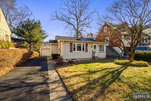 Wayne, NJ 07470,30 Redwood Avenue