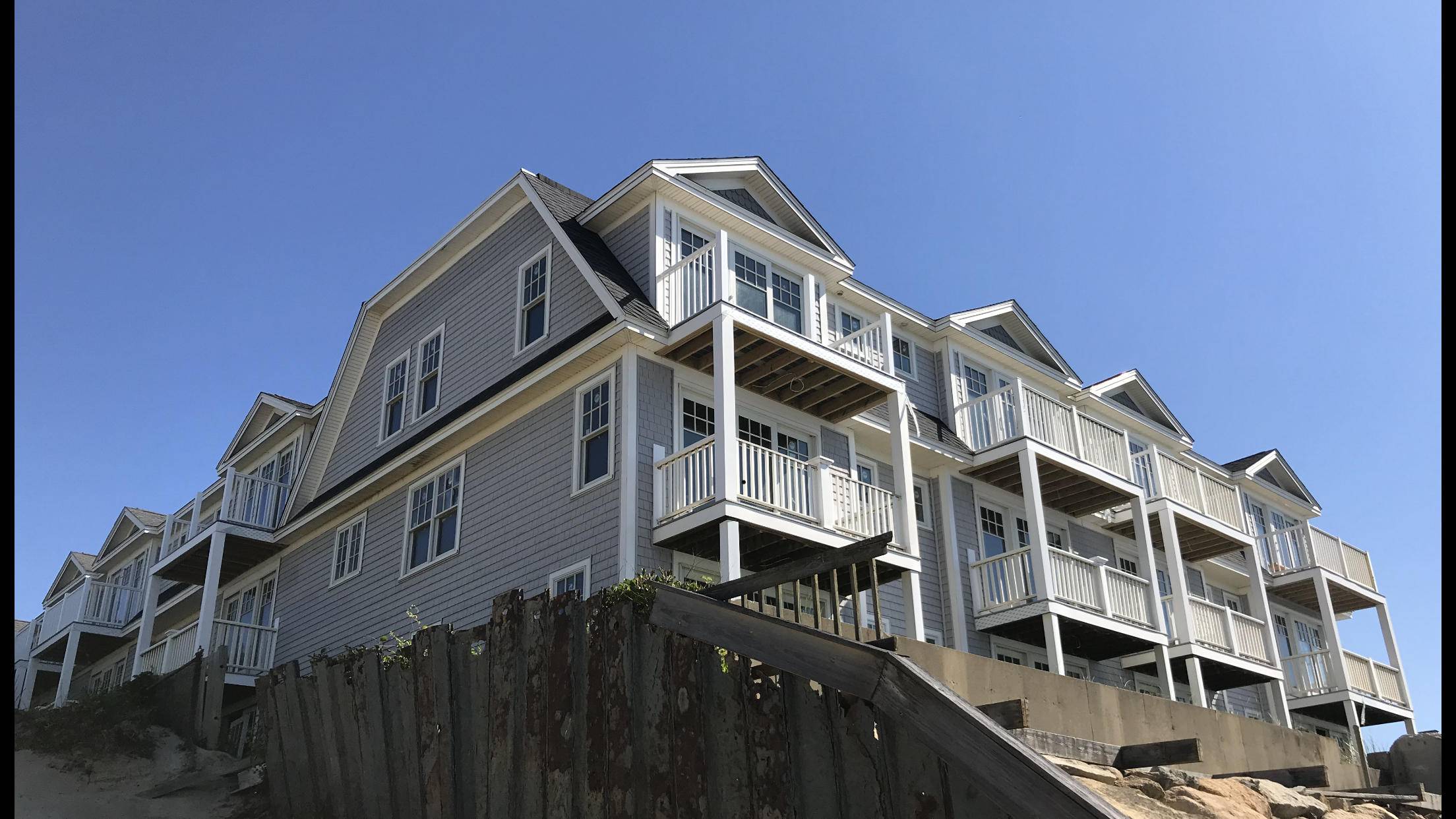 Dennis Port, MA 02639,9 Chase AVE #2