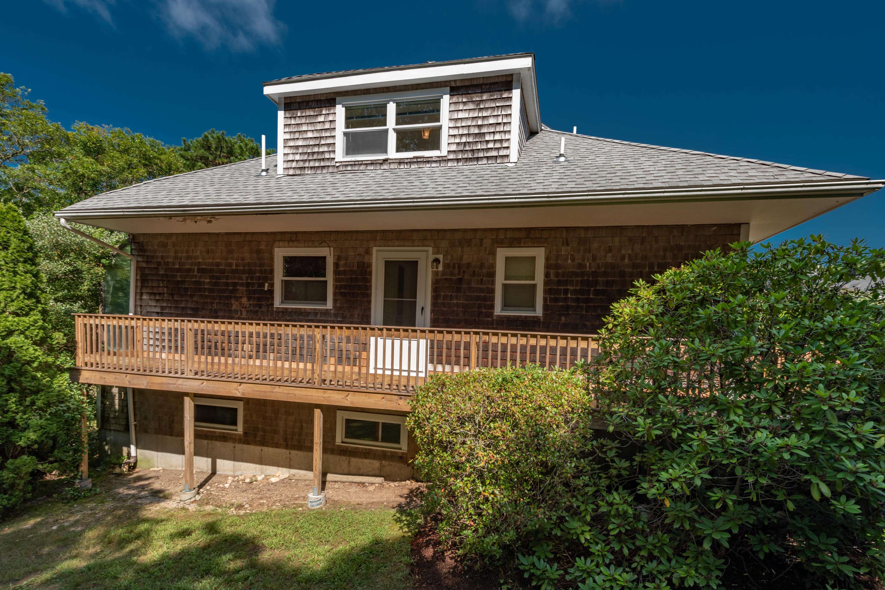 Bourne, MA 02532,24 Harbor Hill Dr. #24