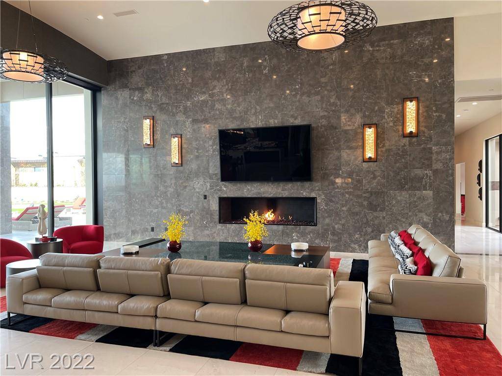 Henderson, NV 89012,3 Heavens Edge CT