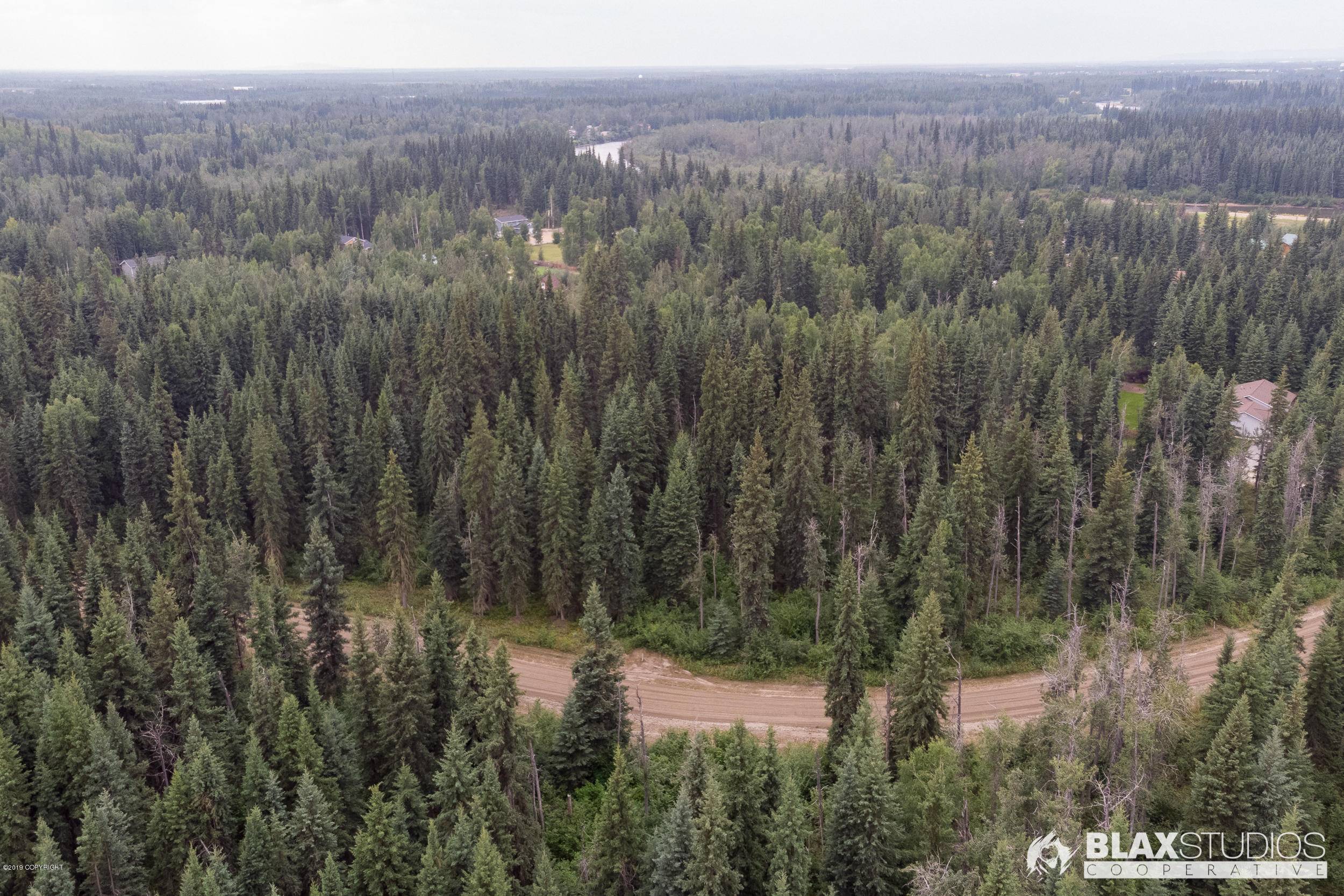 North Pole, AK 99705,L20 Lowood