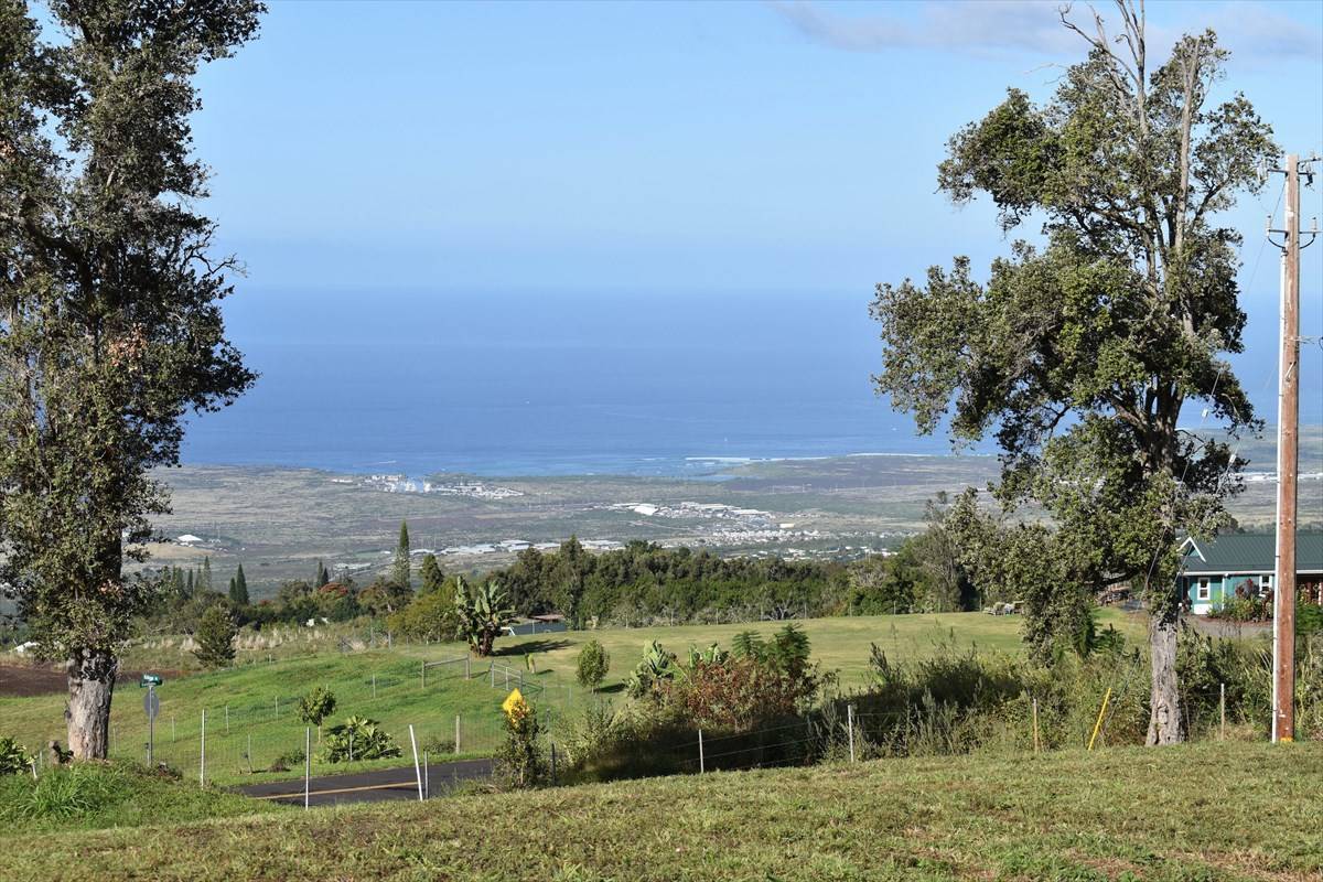 Holualoa, HI 96725,75-7262 KUAHEWA ROAD