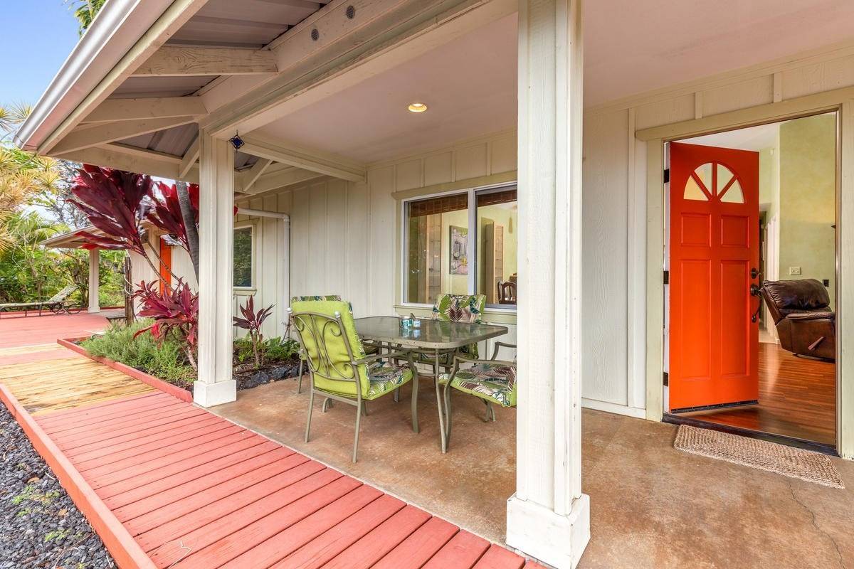 Ocean View, HI 96737,92-1304 LEILANI MAKAI RD