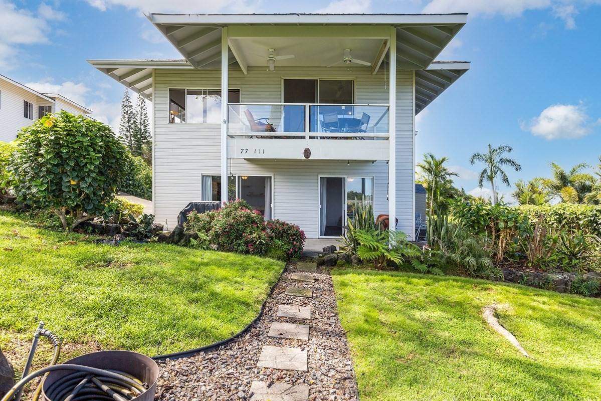 Kailua-Kona, HI 96725,77-111 KALANIUKA ST #B