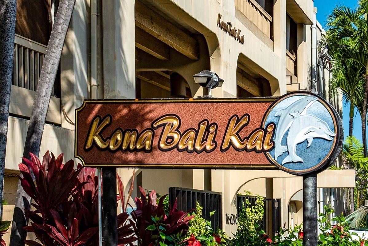 Kailua-Kona, HI 96740,76-6246 ALII DR #151