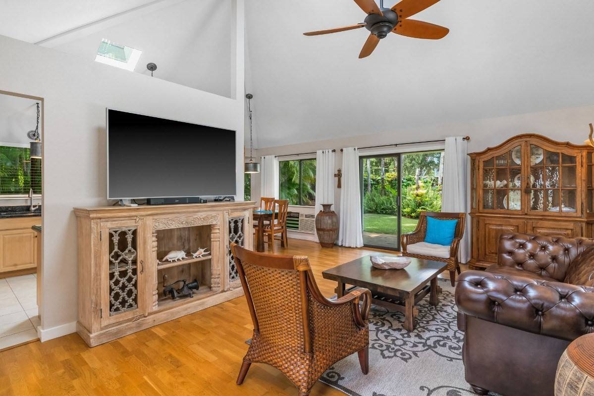 Princeville, HI 96722,5127 IOLANI PL