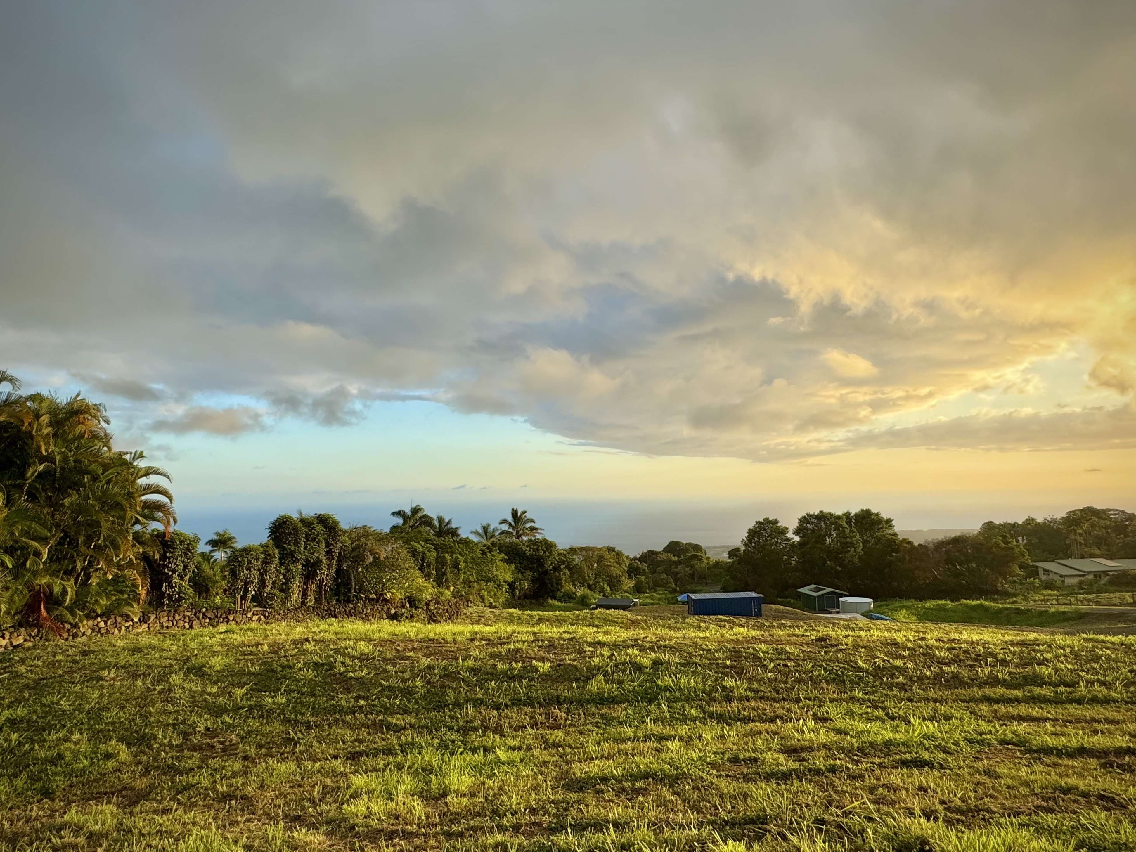 Holualoa, HI 96725,75-7140 KUAHEWA RD