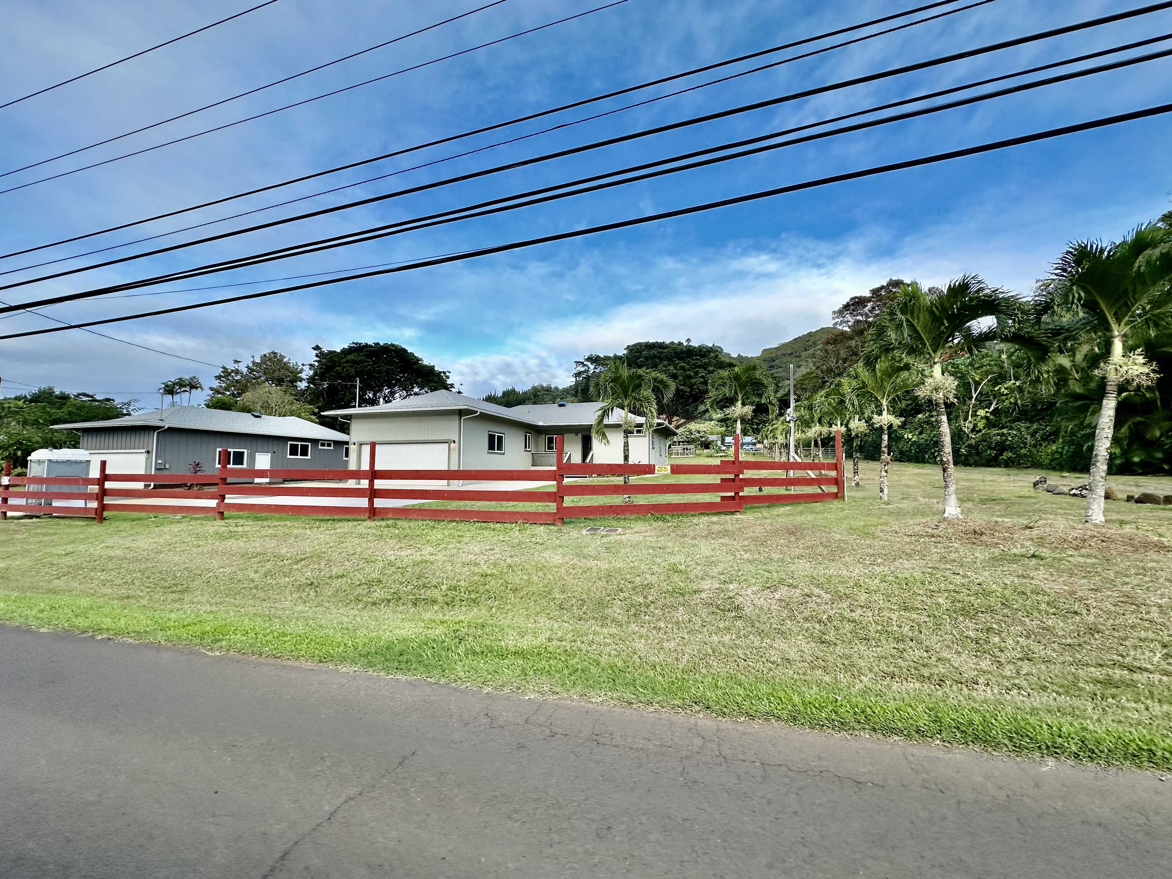 Kapaa, HI 96746,850-A KAMALU RD