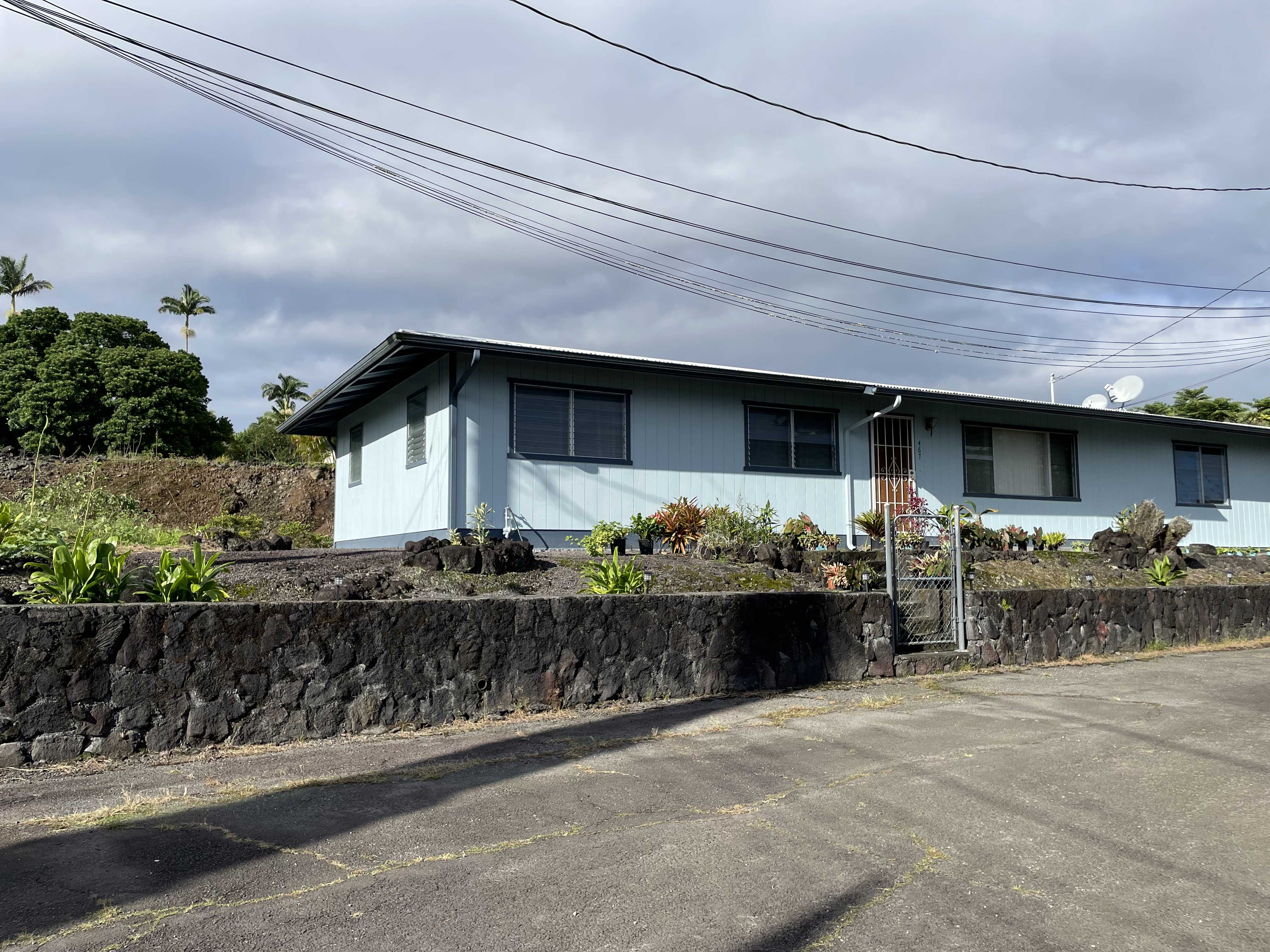 Hilo, HI 96720,467 LANIKUKIA PL