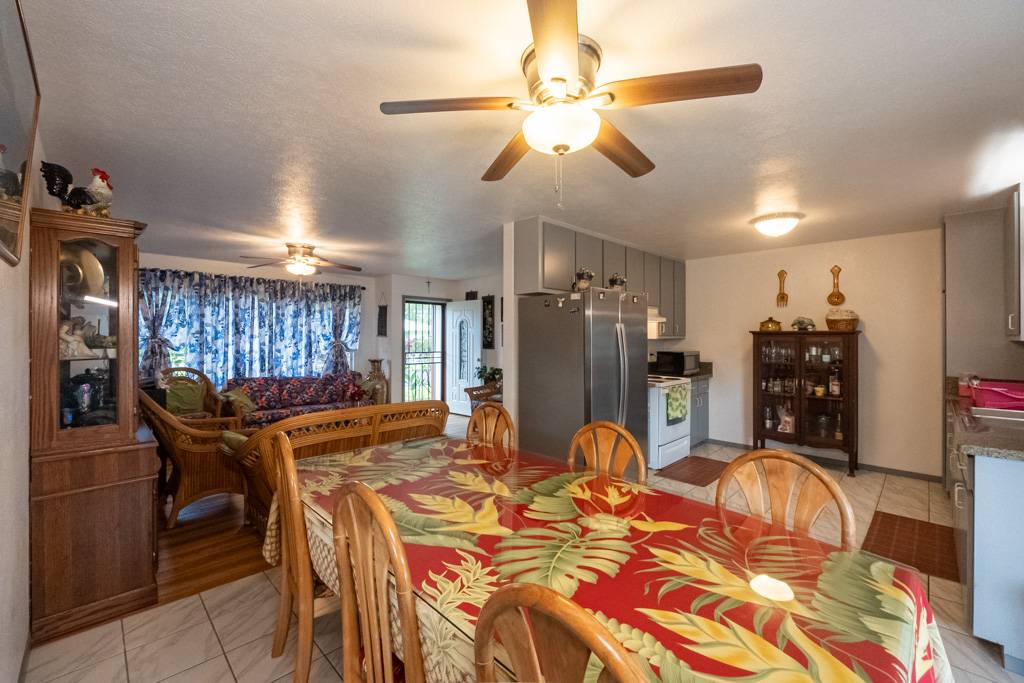 Keaau, HI 96749,17-235 PALAAI ST