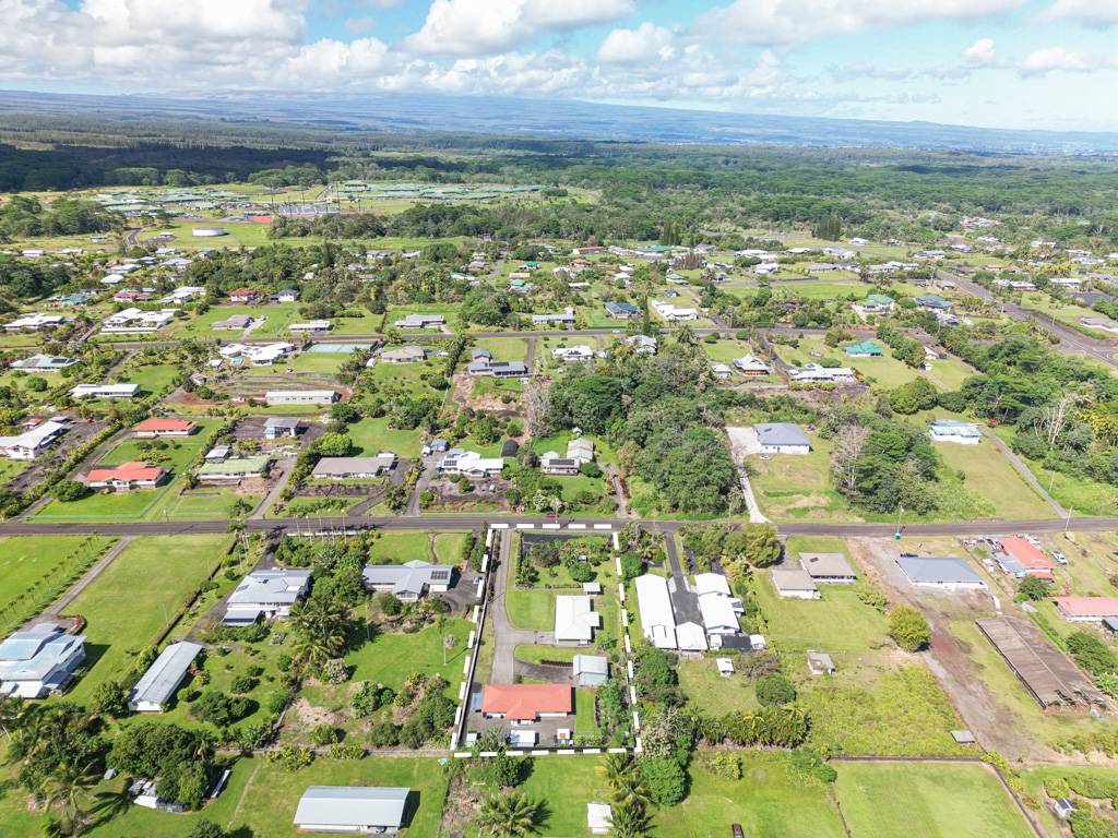 Keaau, HI 96749,17-235 PALAAI ST