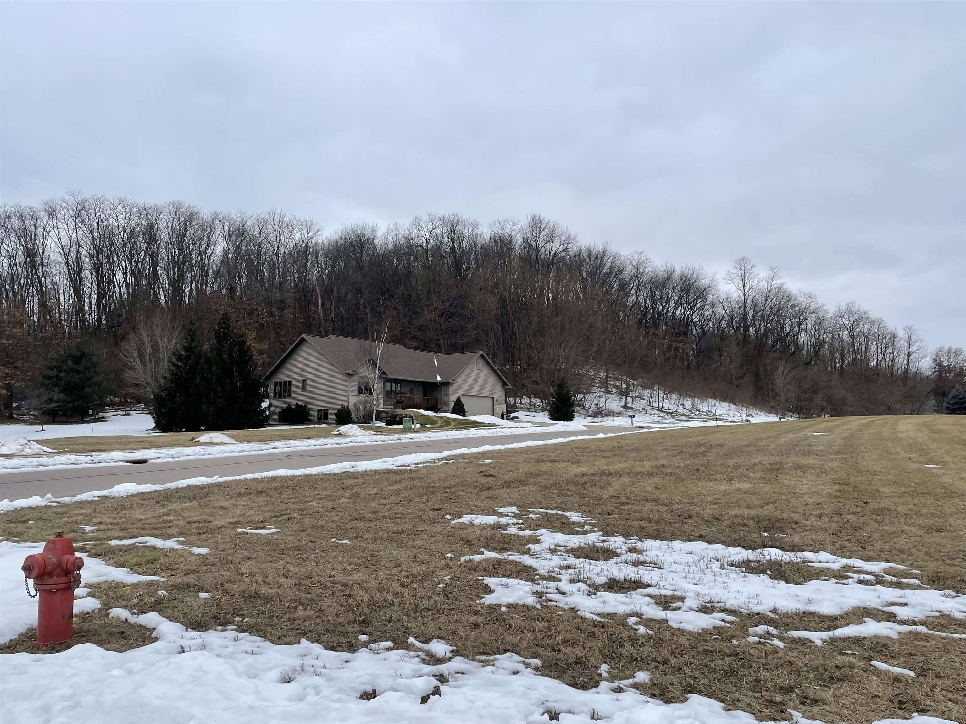 Mazomanie, WI 53560,603 PRAIRIE Lane