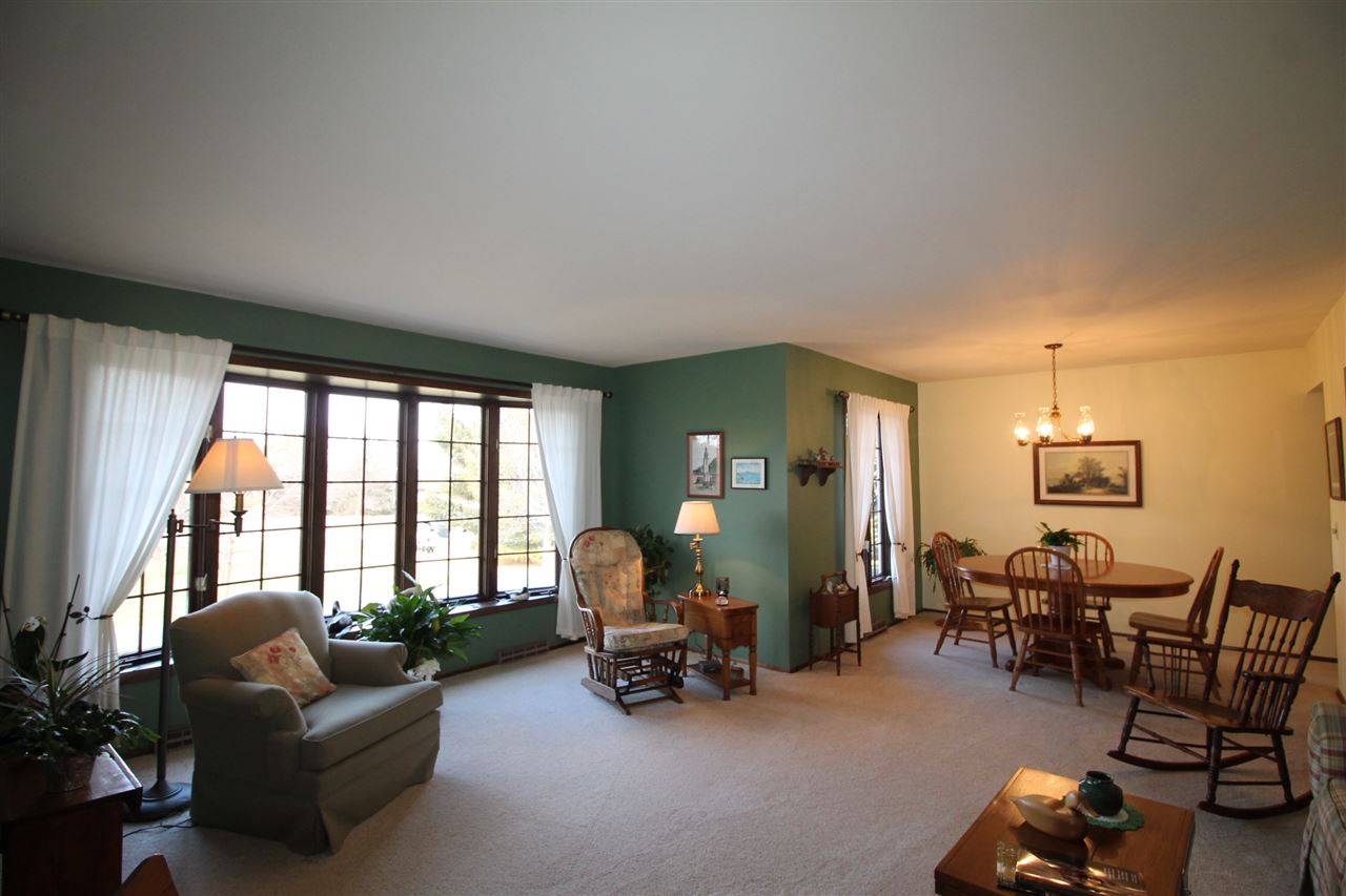 Milton, WI 53563,8382 N Oak Ridge Dr