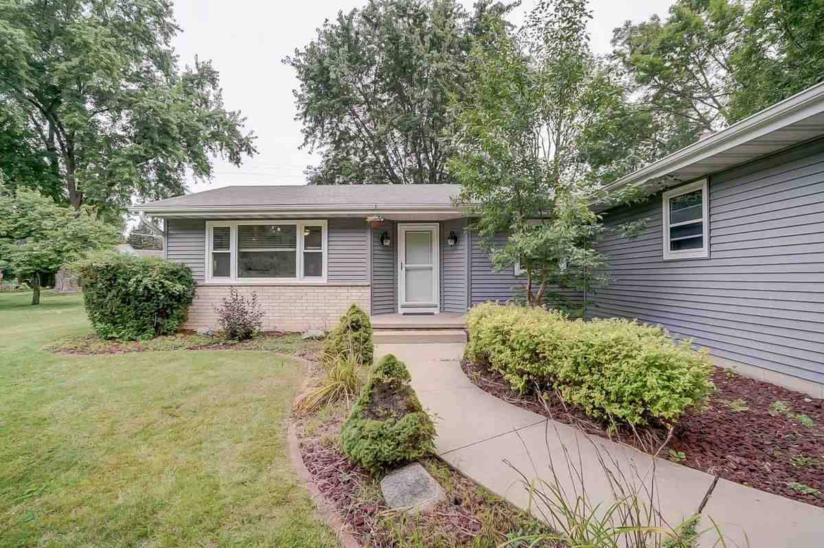 Sun Prairie, WI 53590,710 Summit Ave