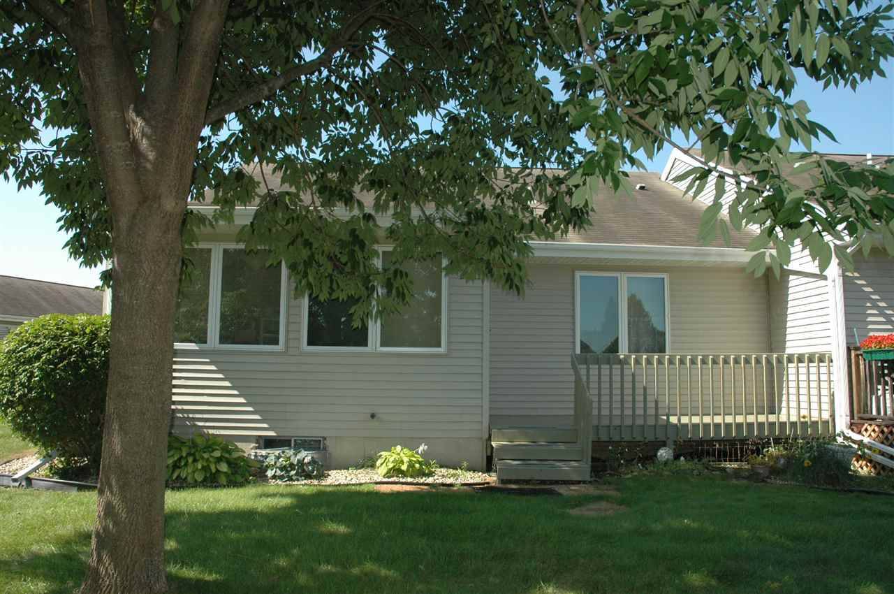 Stoughton, WI 53589,541 KENSINGTON SQUARE