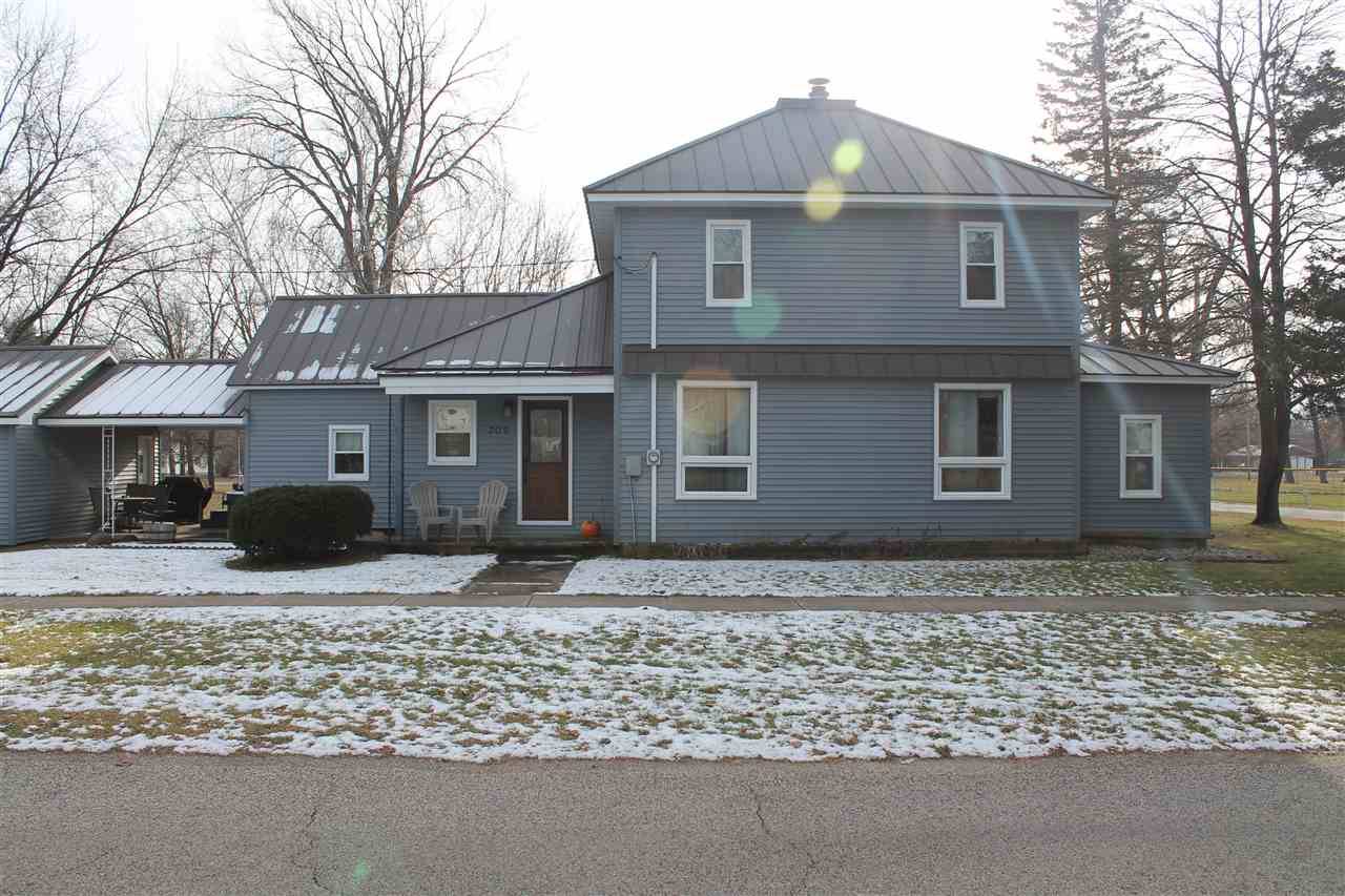 Oxford, WI 53952-9054,309 E Chauncey St