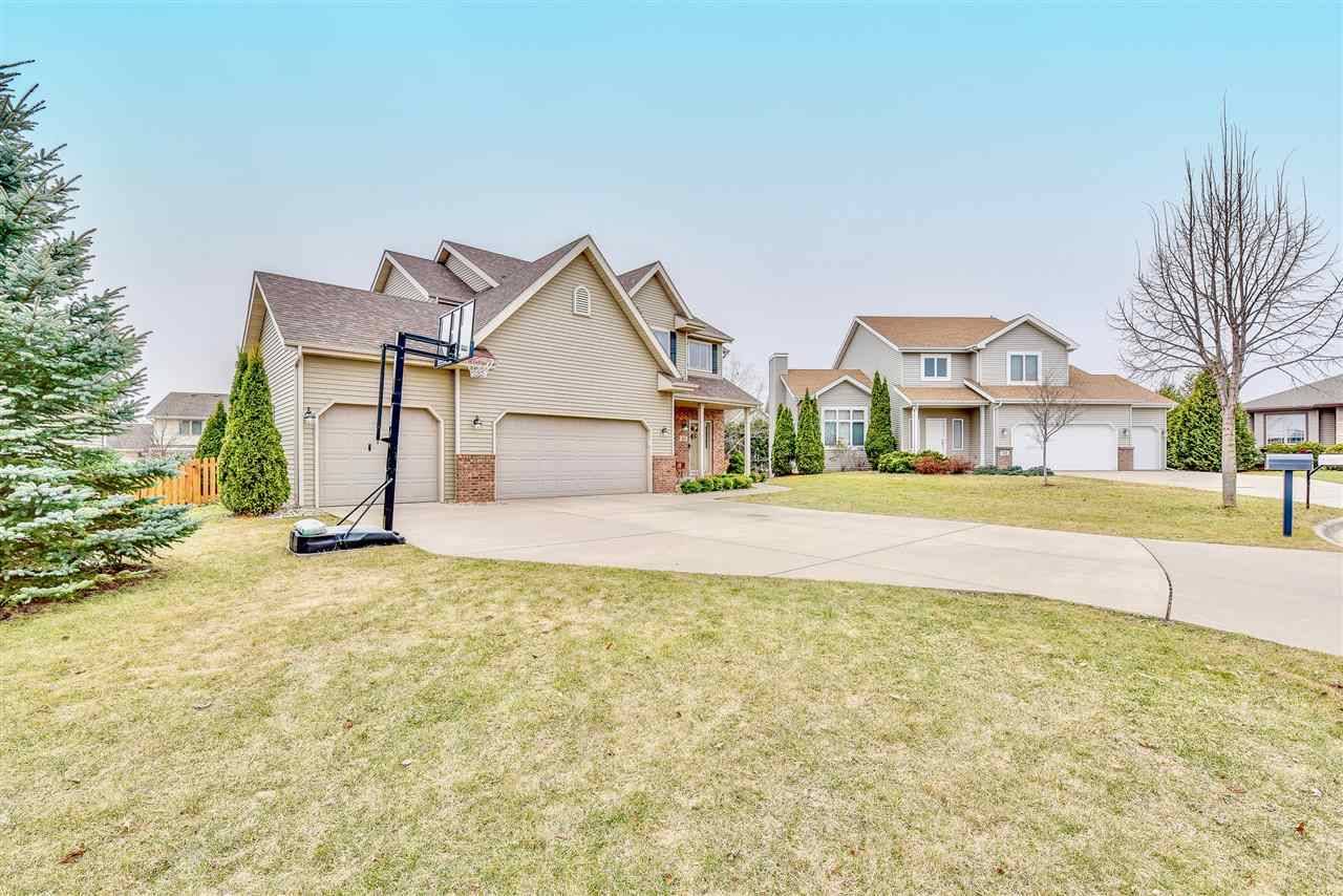 Middleton, WI 53562,22 Fawn Ridge Cir