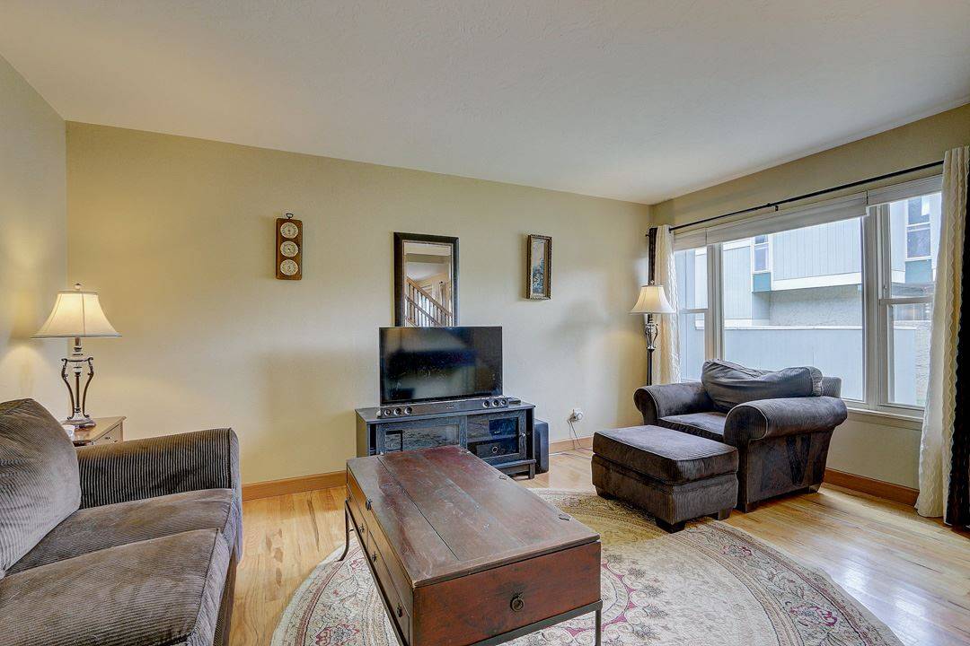 Madison, WI 53704,210 East Bluff