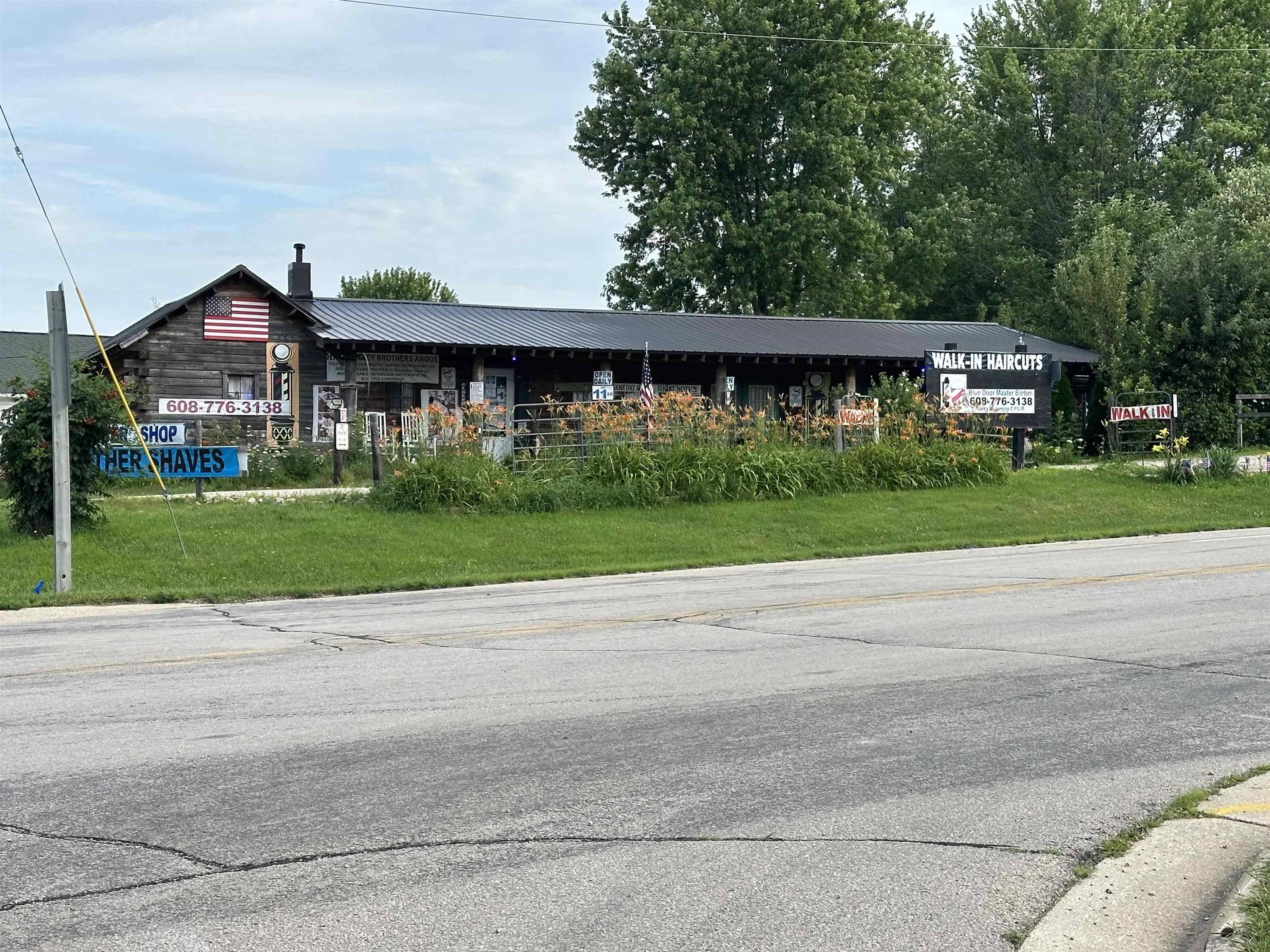 Shullsburg, WI 53586,613 W Water Street