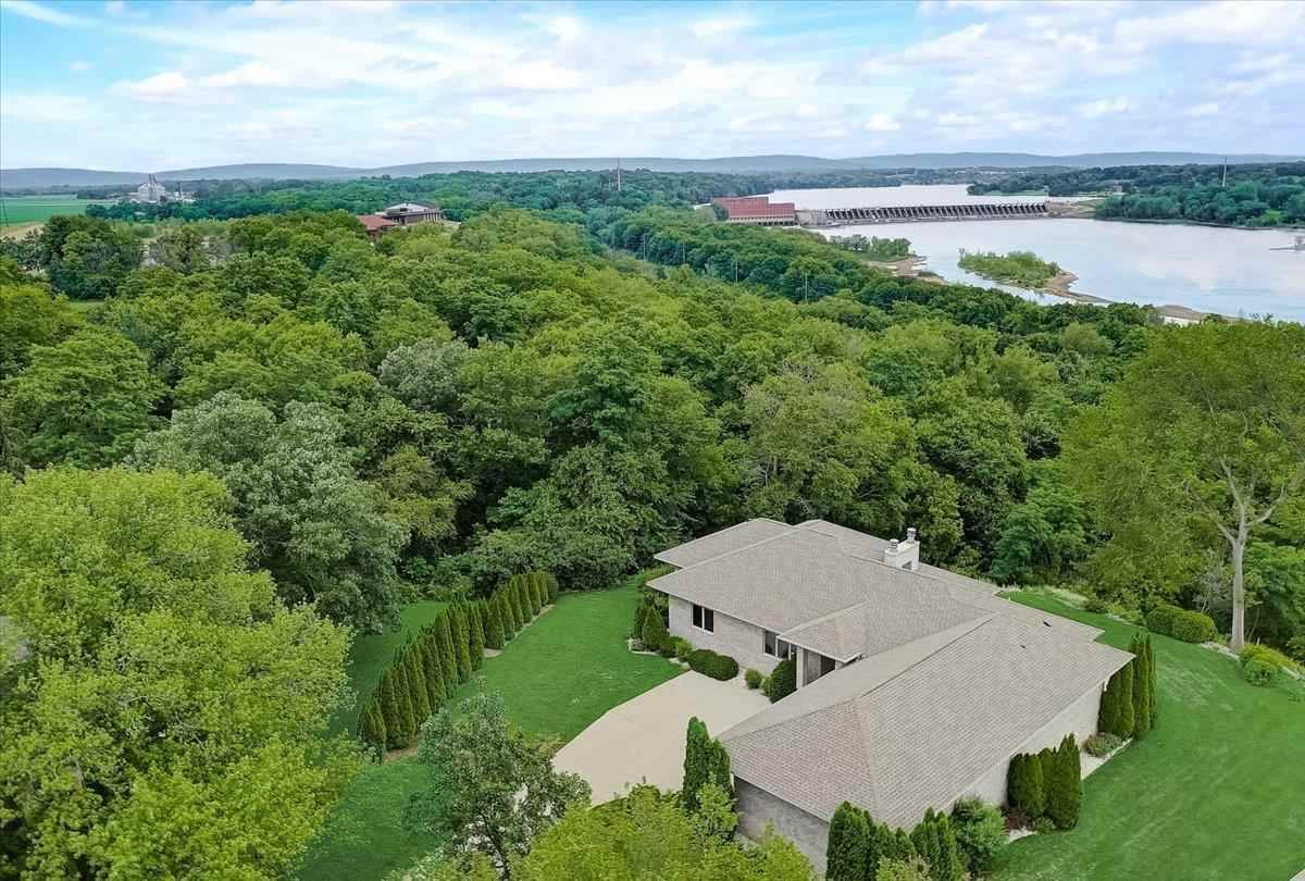 Prairie Du Sac, WI 53578,1032 Eagle View Ct