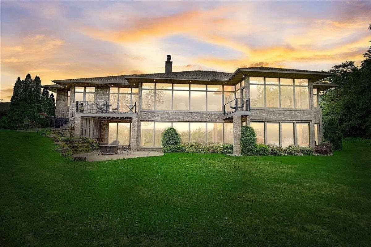 Prairie Du Sac, WI 53578,1032 Eagle View Ct