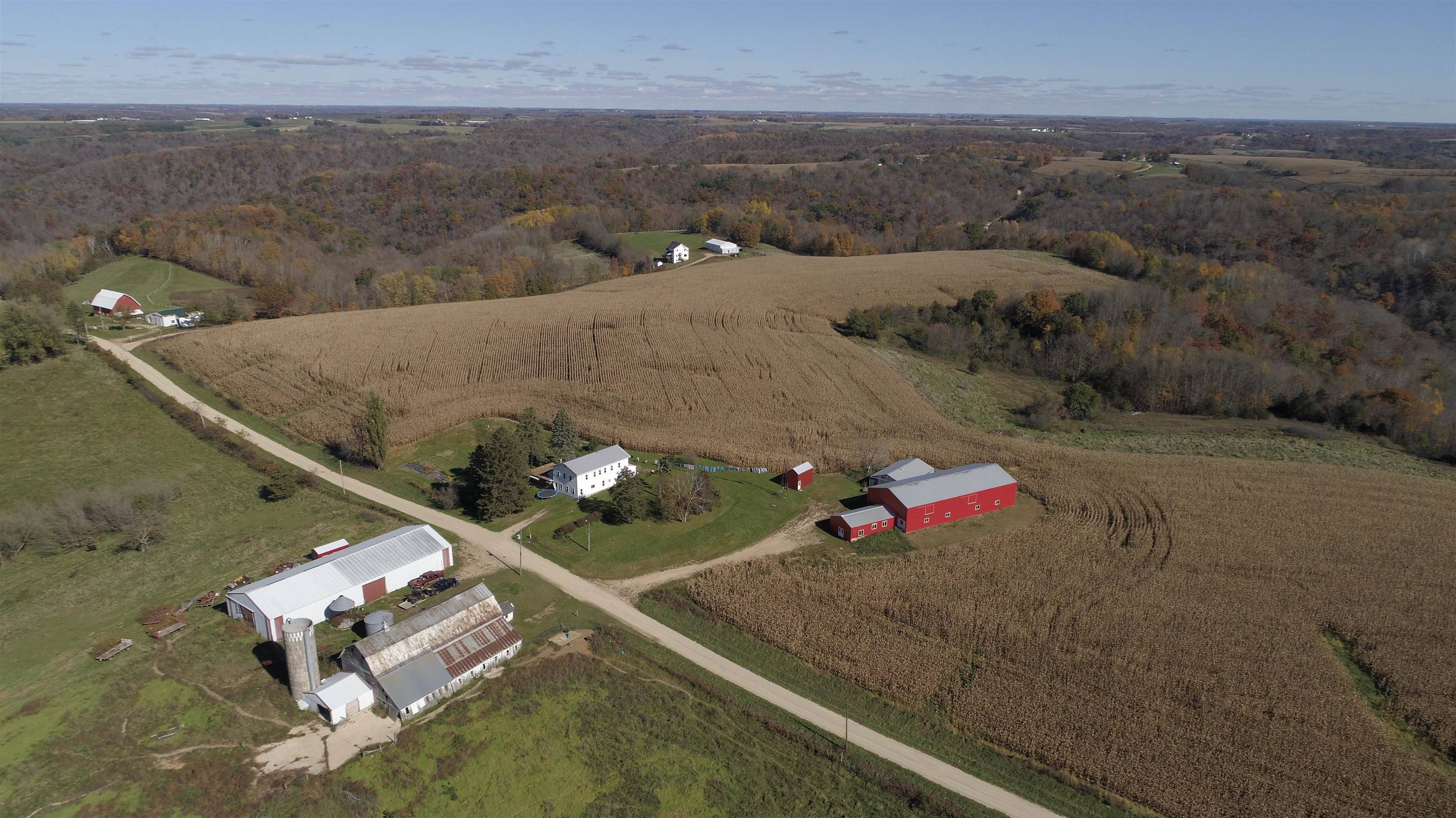 Viola, WI 54664,17893 High Point Rd