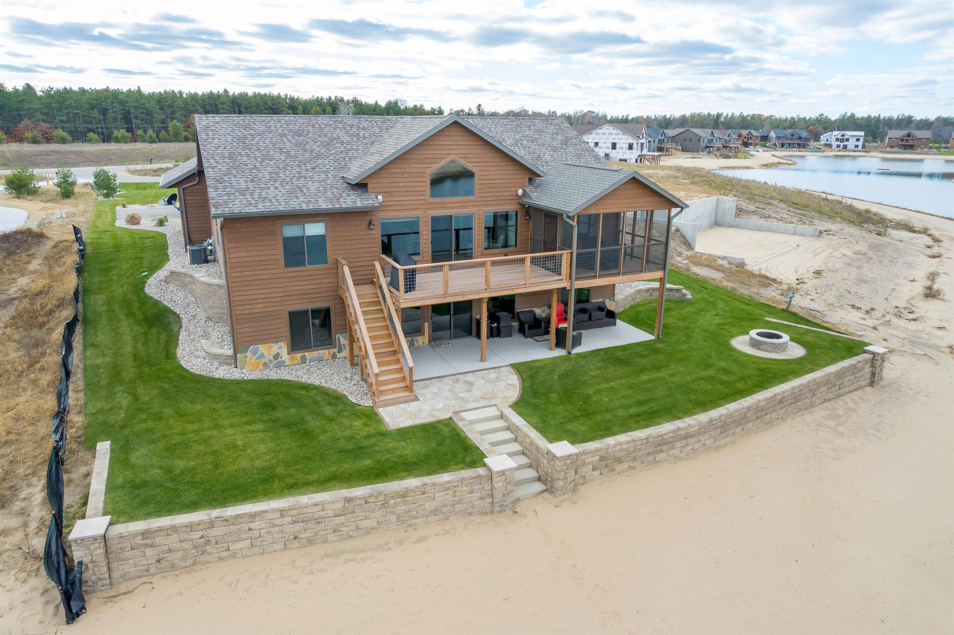 New Lisbon, WI 53950,N8532 Waterway Cir