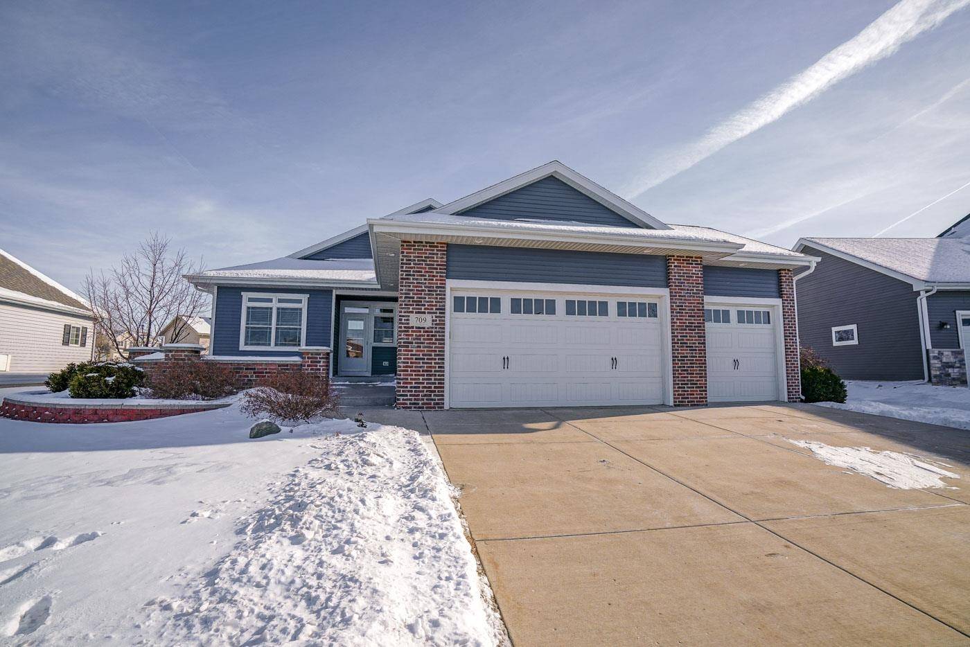 Stoughton, WI 53589,709 Hilldale Ln