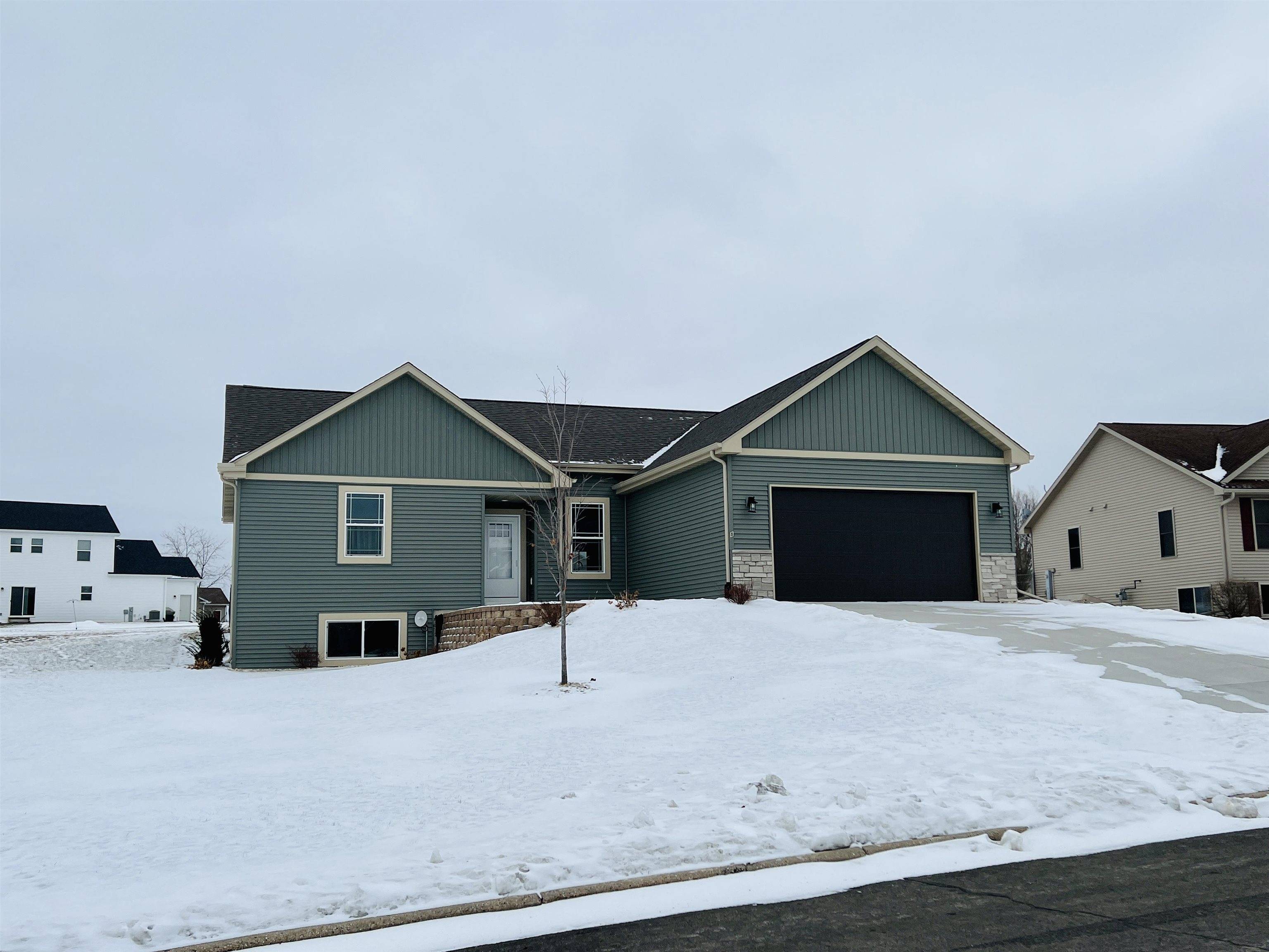 Orfordville, WI 53576,408 Comfortcove St